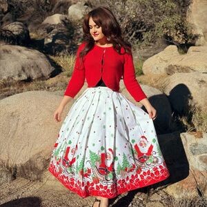 Vintage 1950s Santa & Reindeer Border Print Circle Skirt